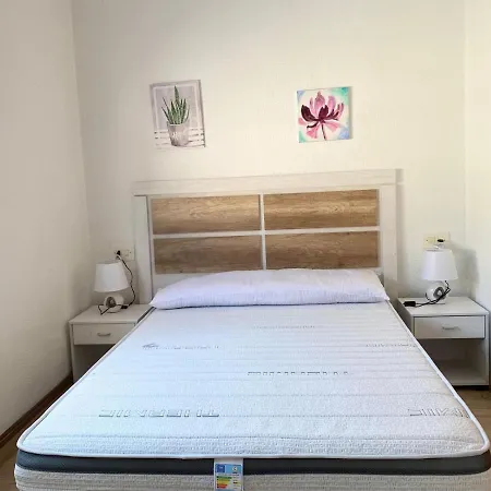 Hébergement de vacances Naufragos